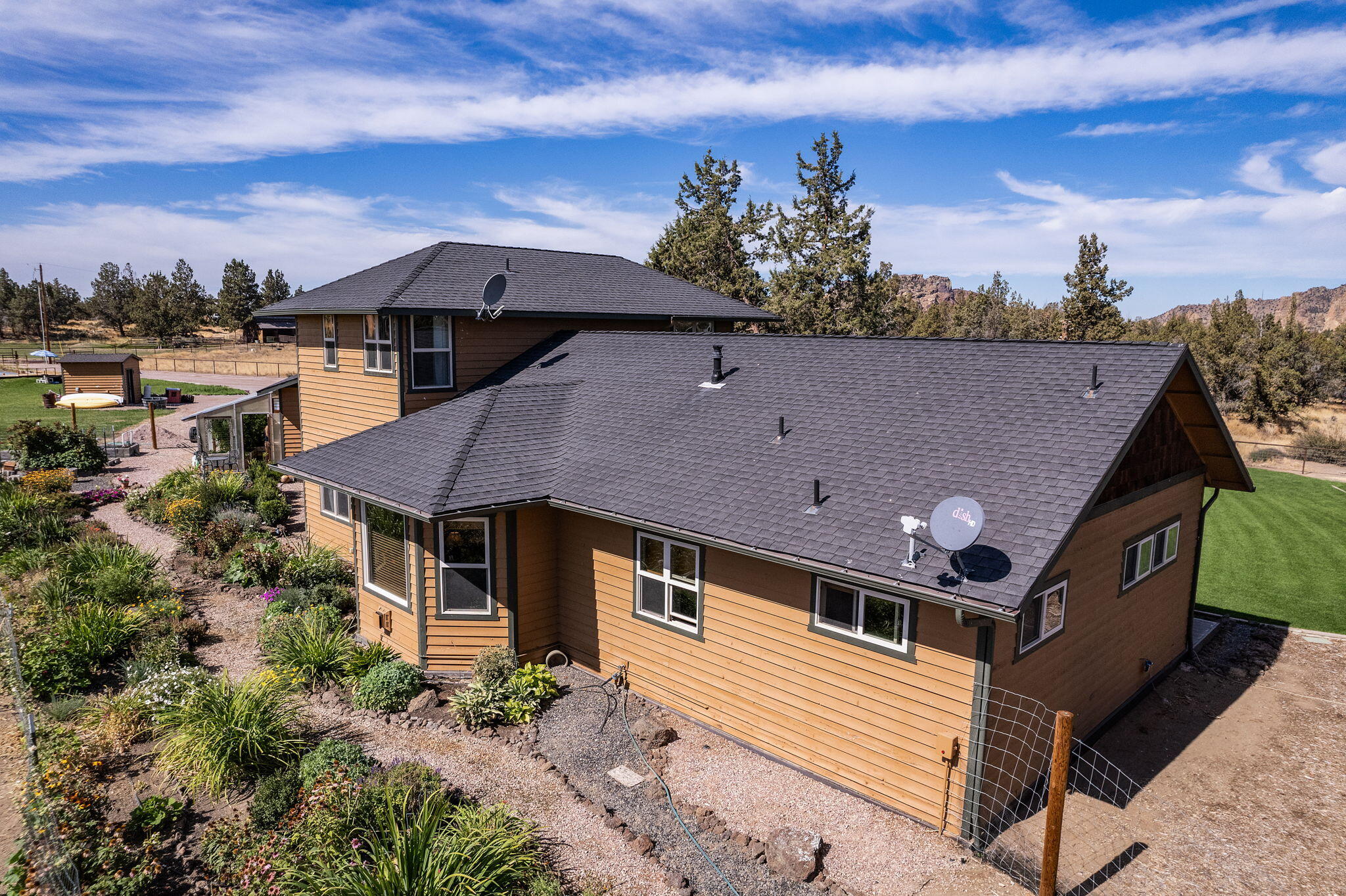 Rock And River - Residential
