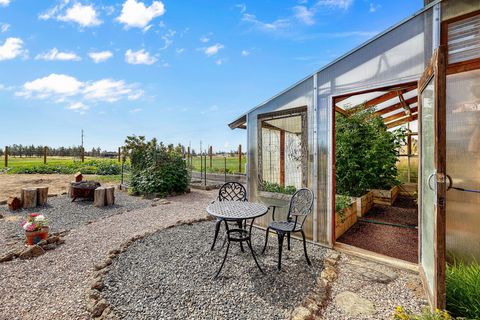 Tiny photo for 3885 NE Xenolith Street, Terrebonne, OR 97760 (MLS # 220213035)