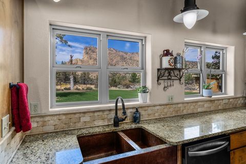 Tiny photo for 3885 NE Xenolith Street, Terrebonne, OR 97760 (MLS # 220213035)