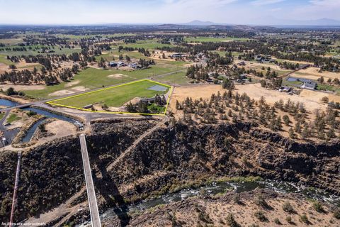 Tiny photo for 3885 NE Xenolith Street, Terrebonne, OR 97760 (MLS # 220213035)