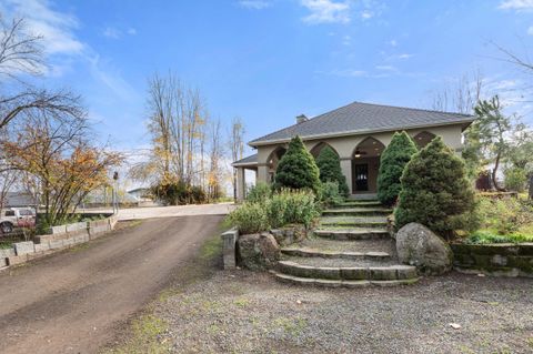 Tiny photo for 1924 Myers Lane, Medford, OR 97501 (MLS # 220212018)