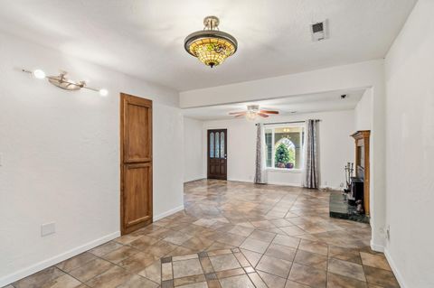 Tiny photo for 1924 Myers Lane, Medford, OR 97501 (MLS # 220212018)