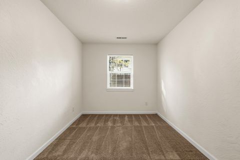 Tiny photo for 1924 Myers Lane, Medford, OR 97501 (MLS # 220212018)