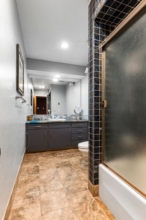 Tiny photo for 975 NW Starlite Place, Grants Pass, OR 97526 (MLS # 220213854)