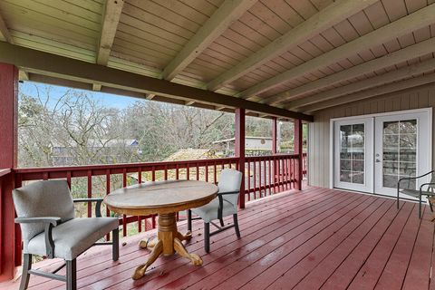 Tiny photo for 975 NW Starlite Place, Grants Pass, OR 97526 (MLS # 220213854)