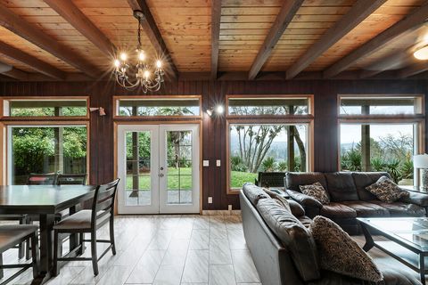 Tiny photo for 975 NW Starlite Place, Grants Pass, OR 97526 (MLS # 220213854)