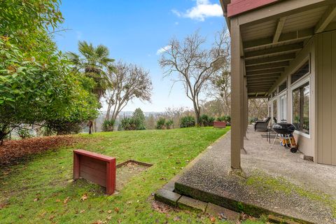 Tiny photo for 975 NW Starlite Place, Grants Pass, OR 97526 (MLS # 220213854)