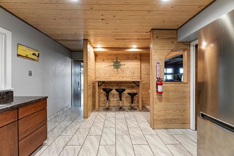 Tiny photo for 975 NW Starlite Place, Grants Pass, OR 97526 (MLS # 220213854)