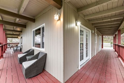 Tiny photo for 975 NW Starlite Place, Grants Pass, OR 97526 (MLS # 220213854)