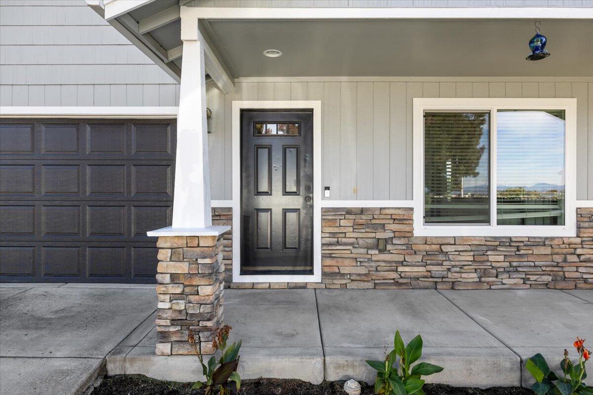 High Pointe Meadows - Residential