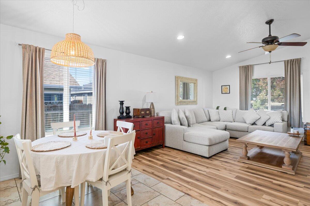 High Pointe Meadows - Residential