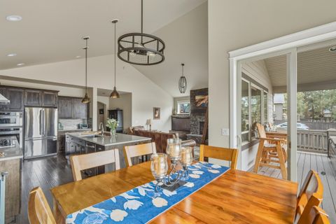 Tiny photo for 60414 Hedgewood Lane, Bend, OR 97702 (MLS # 220213116)