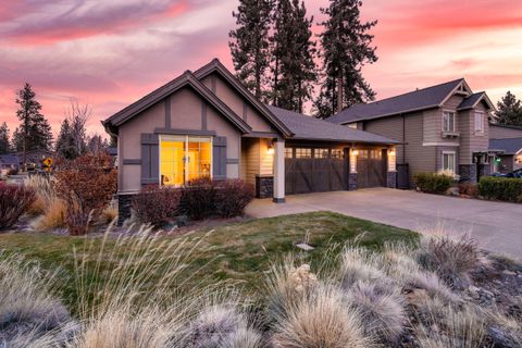 Tiny photo for 60414 Hedgewood Lane, Bend, OR 97702 (MLS # 220213116)