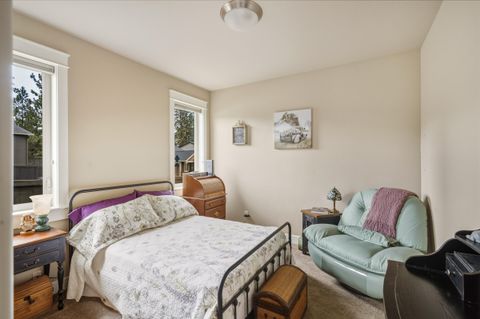 Tiny photo for 60414 Hedgewood Lane, Bend, OR 97702 (MLS # 220213116)