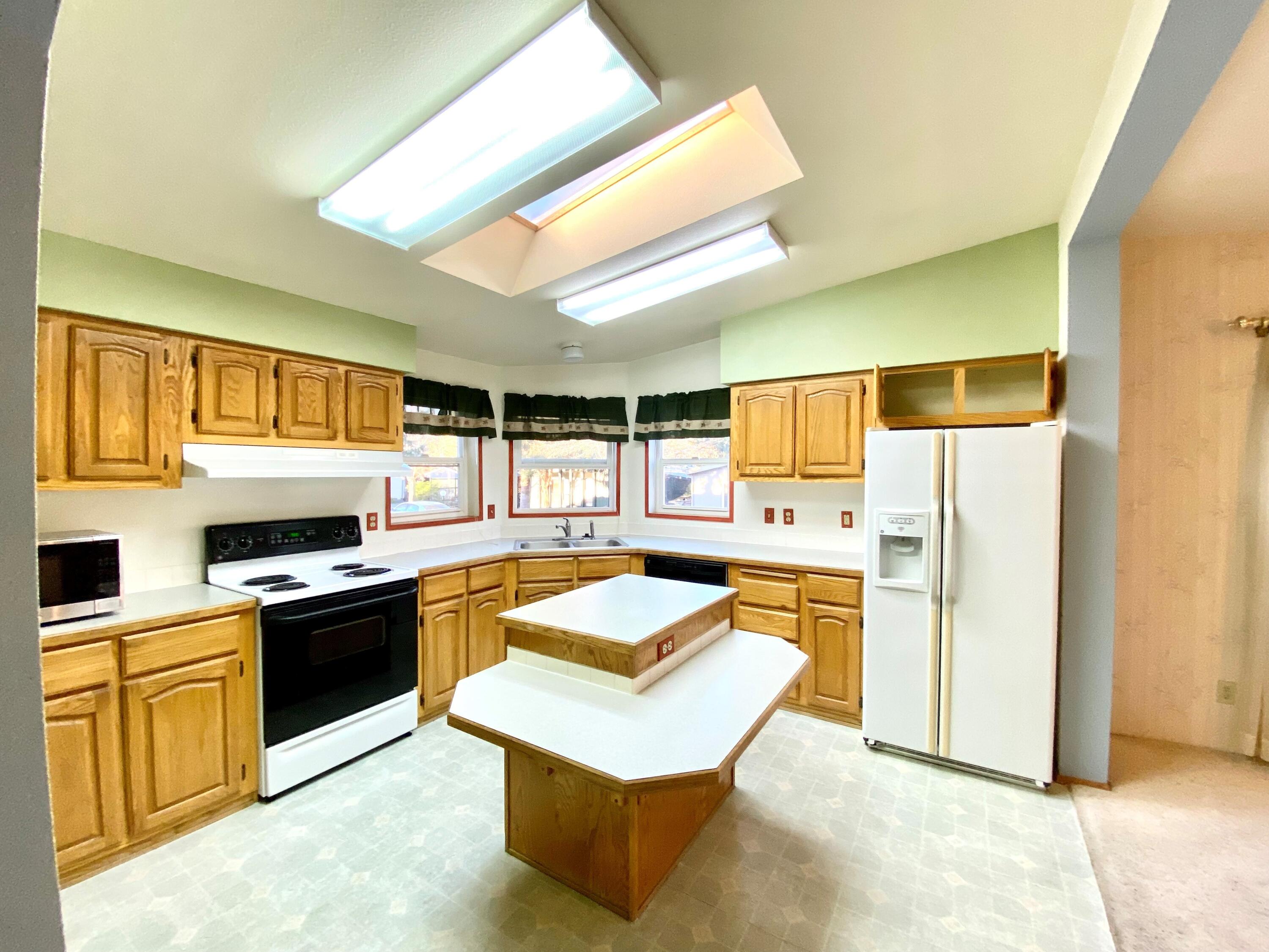 Suntree Village - Residential