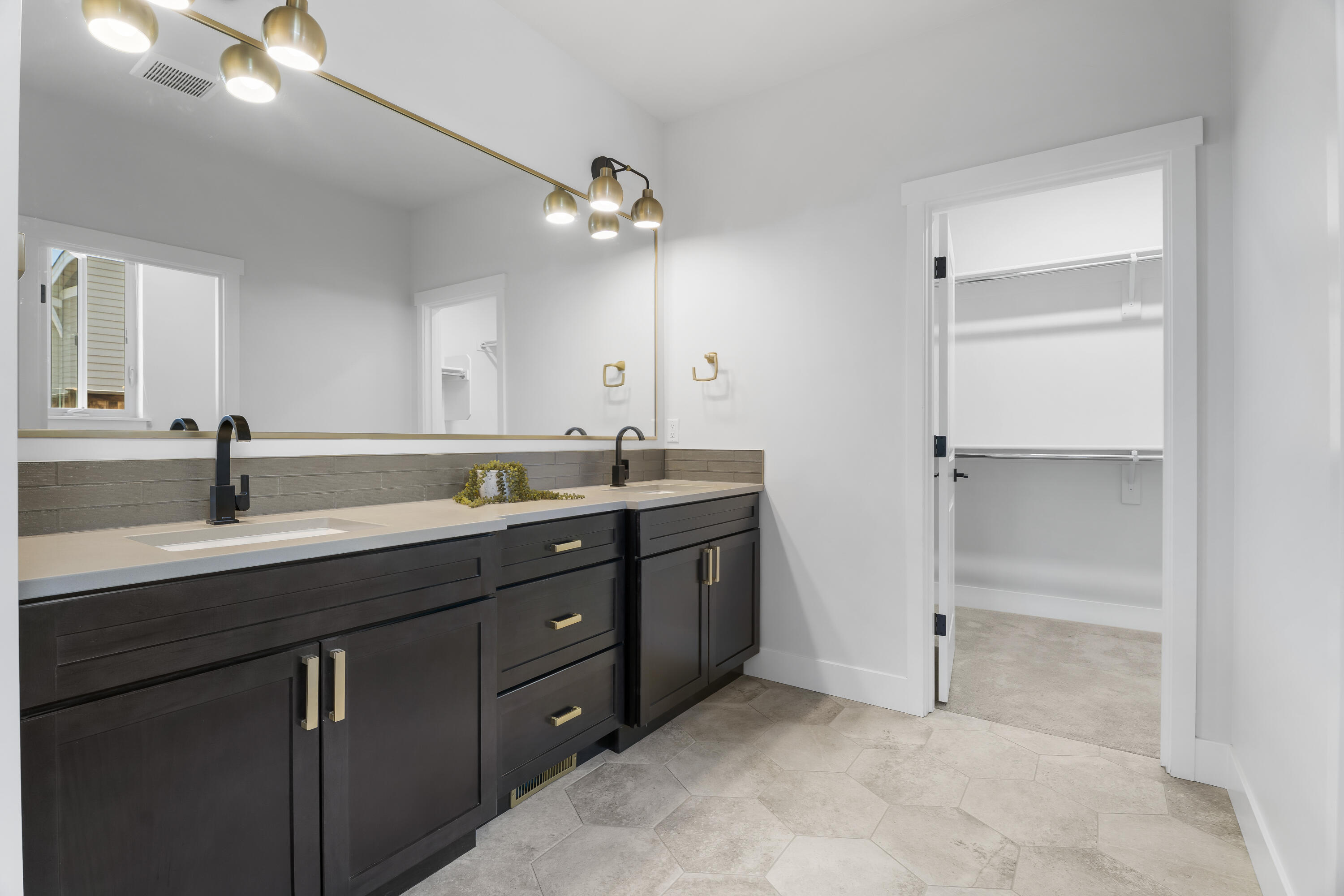 Forked Horn Butte - Residential