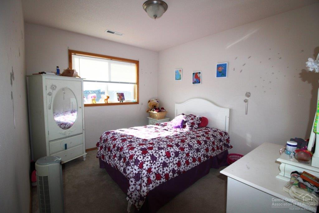 Pine Tree Meadows - Residential