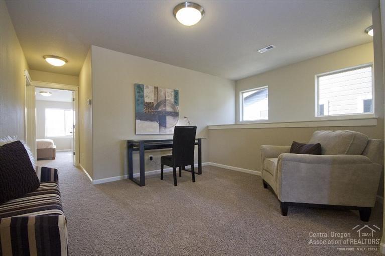 8th Street Cottages - Residential