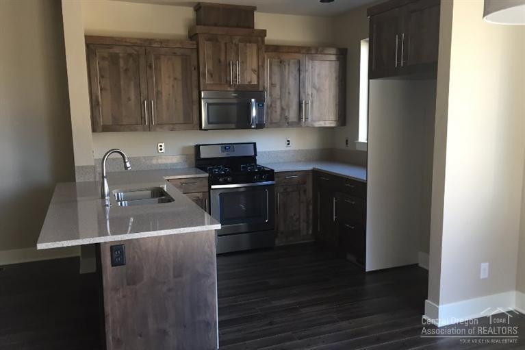 8th Street Cottages - Residential