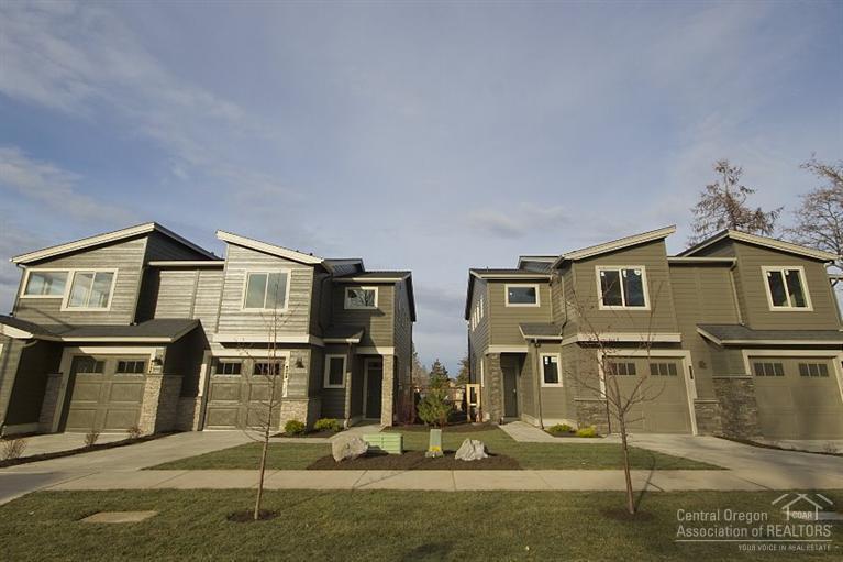 8th Street Cottages - Residential