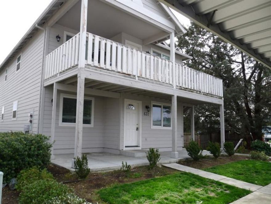 Newer duplex end unit located in Countryside Terrace PUD. Total of 10 duplexes in the development. Each unit has 3 bedrooms and 2 baths, 1,110 square feet, covered porch, island kitchen, indoor laundry with stackable washer/dryer and hardiplank concrete siding. One carport and one parking space per unit. HOA dues of $60/mo.