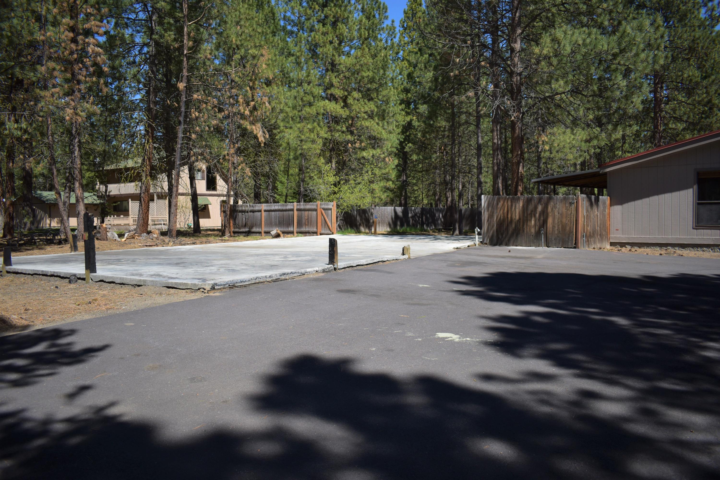 Ponderosa Pines - Residential