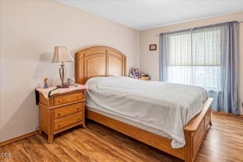 Tiny photo for 118 SW Bent Loop, Powell Butte, OR 97753 (MLS # 220226720)