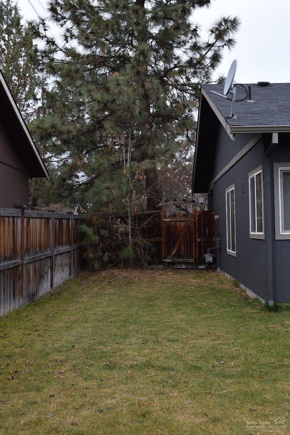 Larkspur - Residential