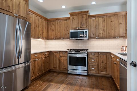 Tiny photo for 3711 NE Purcell Boulevard, Bend, OR 97701 (MLS # 220223109)