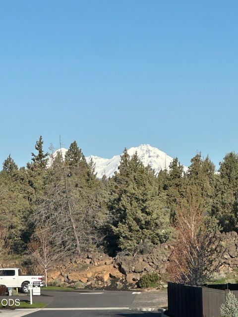 Tiny photo for 3711 NE Purcell Boulevard, Bend, OR 97701 (MLS # 220223109)