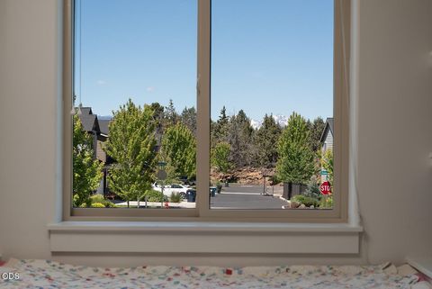 Tiny photo for 3711 NE Purcell Boulevard, Bend, OR 97701 (MLS # 220223109)