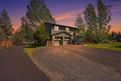 Tiny photo for 220 N Rope Place, Sisters, OR 97759 (MLS # 220221333)