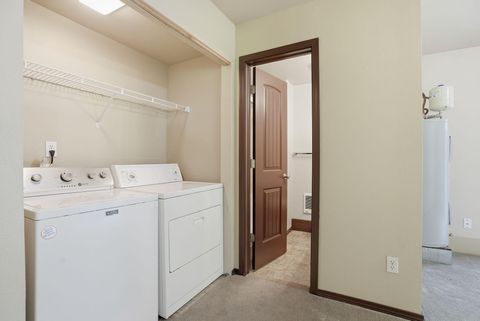 Tiny photo for 220 N Rope Place, Sisters, OR 97759 (MLS # 220221333)