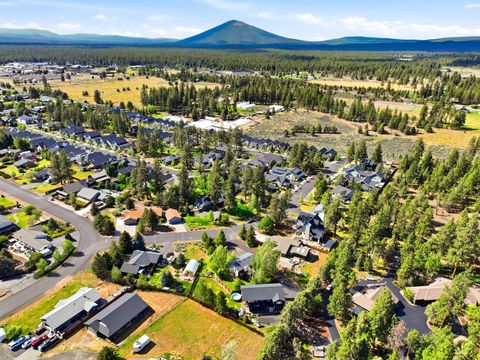 Tiny photo for 220 N Rope Place, Sisters, OR 97759 (MLS # 220221333)