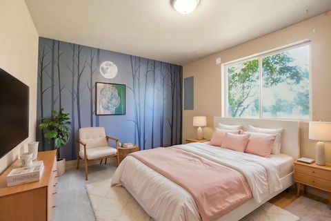Tiny photo for 220 N Rope Place, Sisters, OR 97759 (MLS # 220221333)