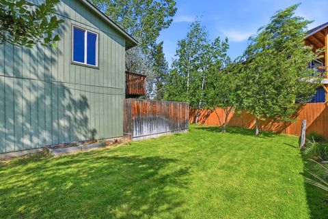 Tiny photo for 220 N Rope Place, Sisters, OR 97759 (MLS # 220221333)