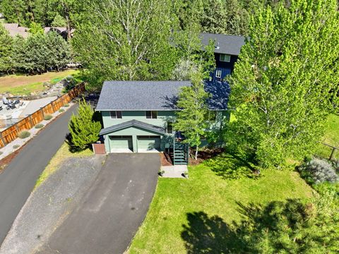 Tiny photo for 220 N Rope Place, Sisters, OR 97759 (MLS # 220221333)