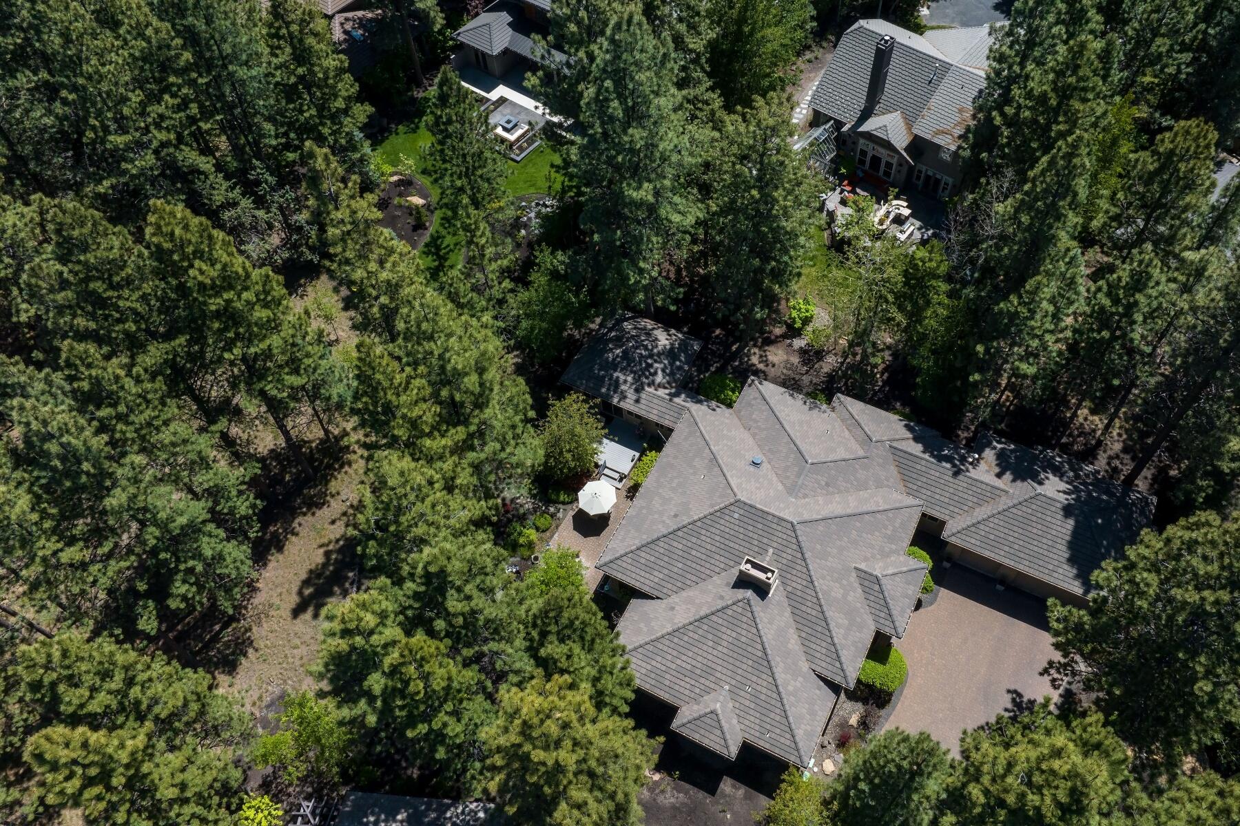 Broken Top - Residential