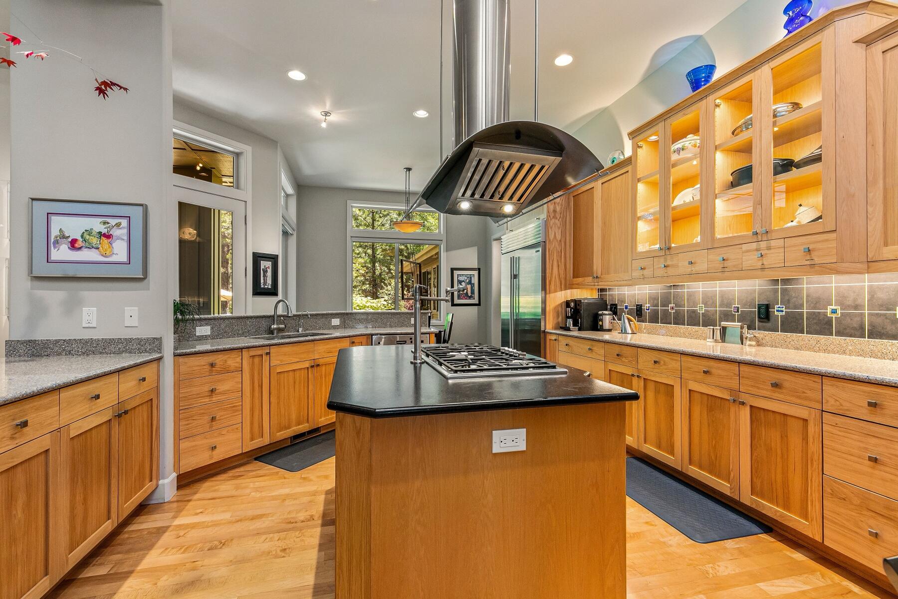 Broken Top - Residential