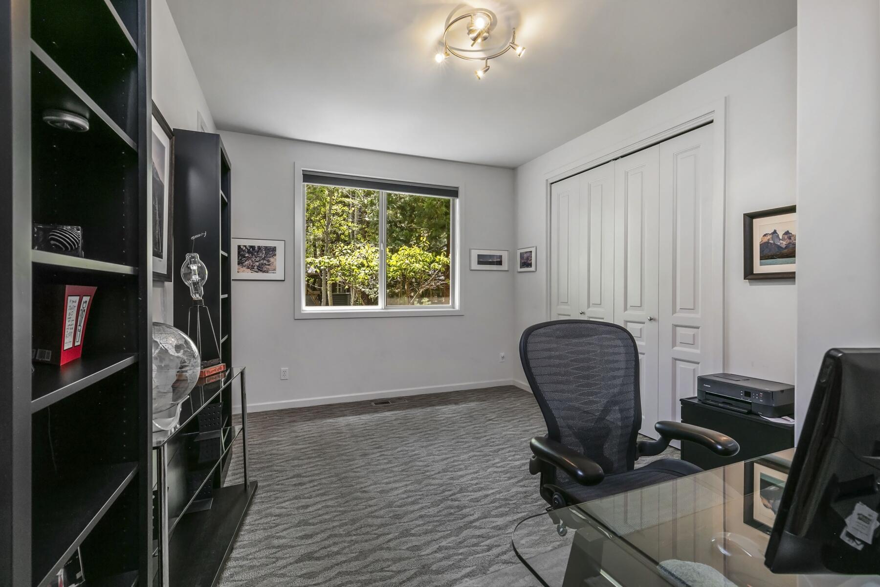 Broken Top - Residential