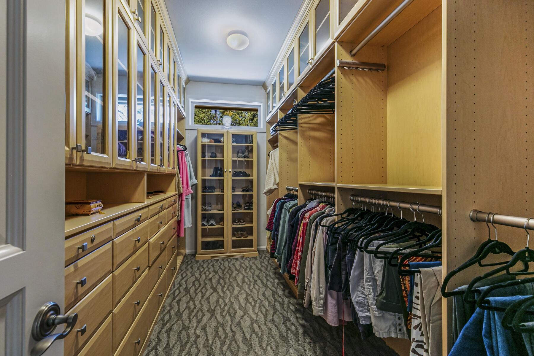 Broken Top - Residential