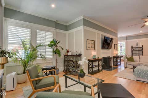 Tiny photo for 123 Vancouver Avenue, Medford, OR 97504 (MLS # 220227402)