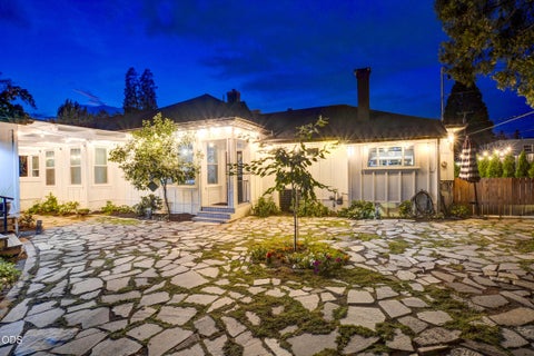 Tiny photo for 123 Vancouver Avenue, Medford, OR 97504 (MLS # 220227402)