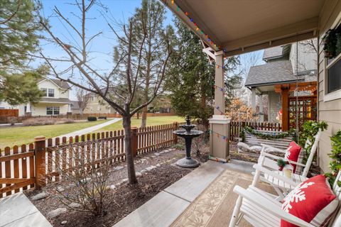 Tiny photo for 21281 Bellflower Place, Bend, OR 97702 (MLS # 220212700)