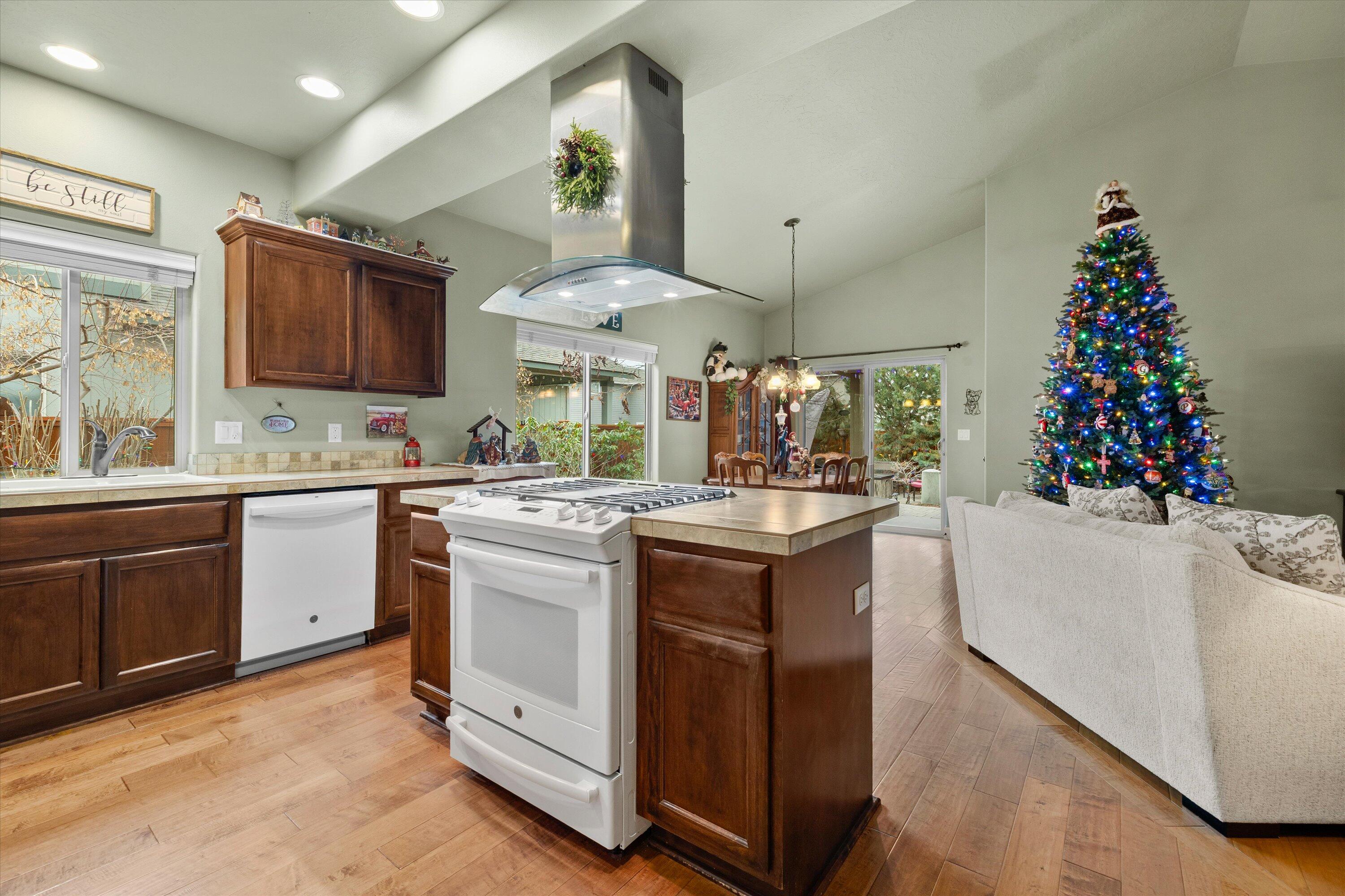 Gardenside - Residential