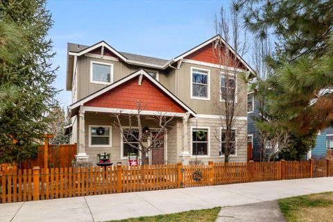 Tiny photo for 21281 Bellflower Place, Bend, OR 97702 (MLS # 220212700)