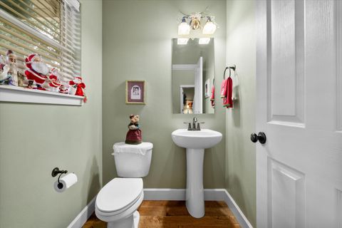 Tiny photo for 21281 Bellflower Place, Bend, OR 97702 (MLS # 220212700)