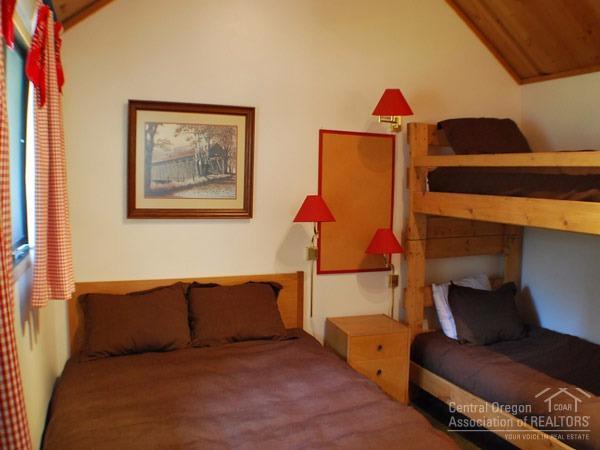 Ranch Cabins - Residential