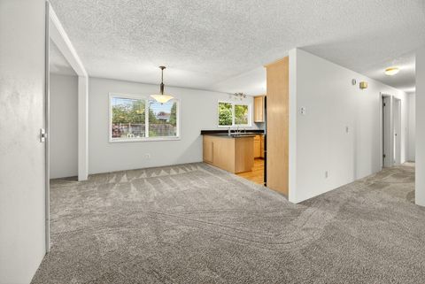 Tiny photo for 541 Barry Circle, Medford, OR 97501 (MLS # 220211724)