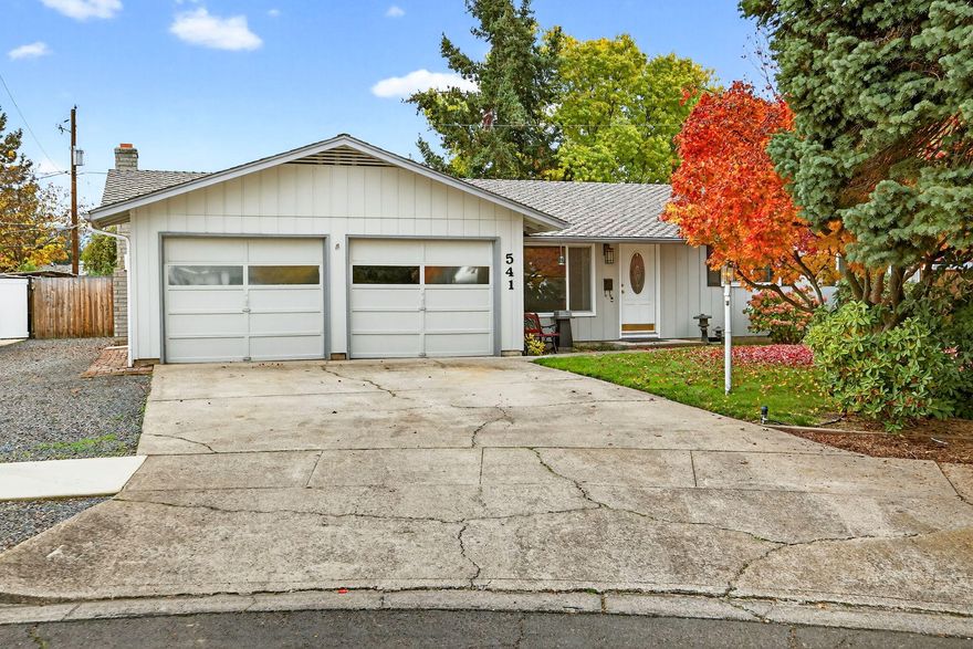 Single-level Southwest Medford home located on a Circle! This 3-bedroom, 1.5-bath home features an inviting in-ground pool and a spacious backyard perfect for entertaining or relaxing. Home features recent updates, including new carpet and fresh interior paint. Nice layout with a Living room and a Kitchen open to the Family Room and Dining area. The kitchen stands out with custom Gary Smith cabinets, granite countertops, stainless steel appliances including dishwasher, range oven and microwave, offering both quality and style. RV Parking and 2 Car Garage. A great combination of comfort, location, and outdoor living—move-in ready and waiting for you!